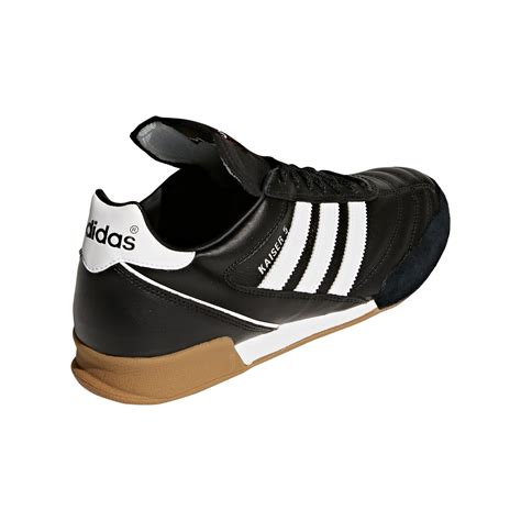 adidas halle schuhe.